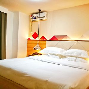 Small Single Room